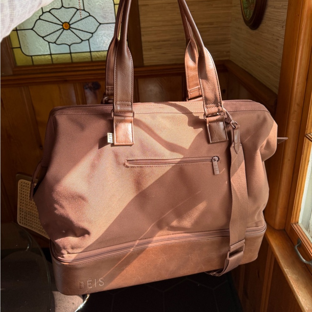 Beis Weekender Maple - Used Once!